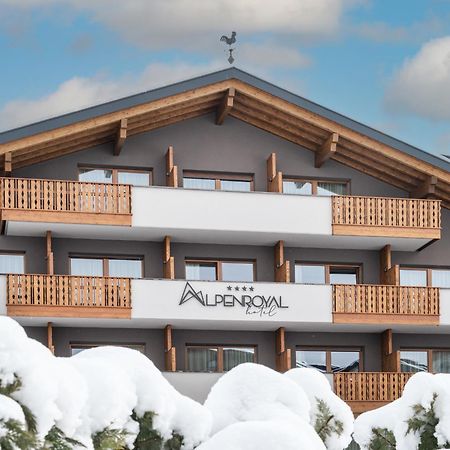 קאסטלרוטו Hotel Alpenroyal מראה חיצוני תמונה