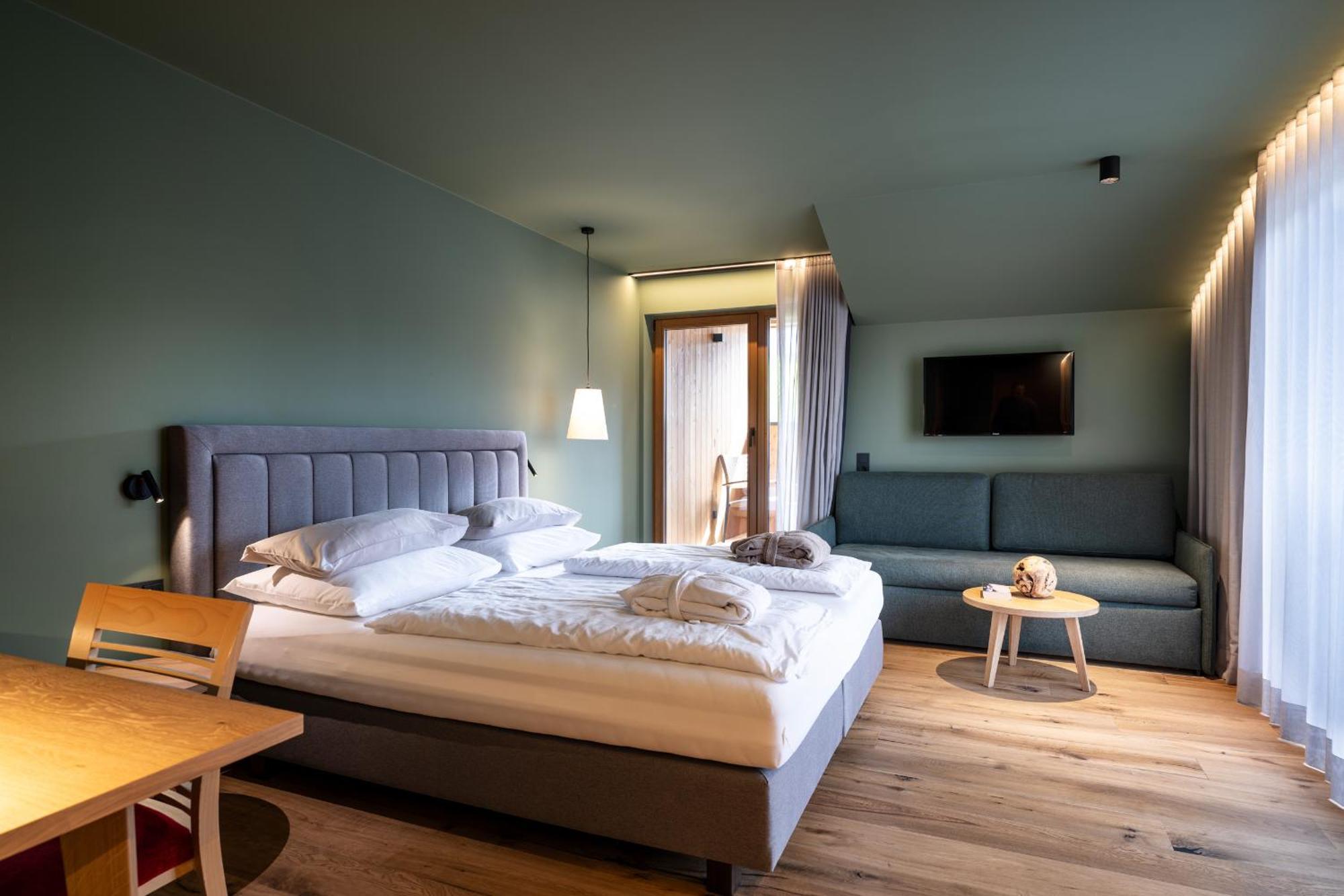 קאסטלרוטו Hotel Alpenroyal מראה חיצוני תמונה